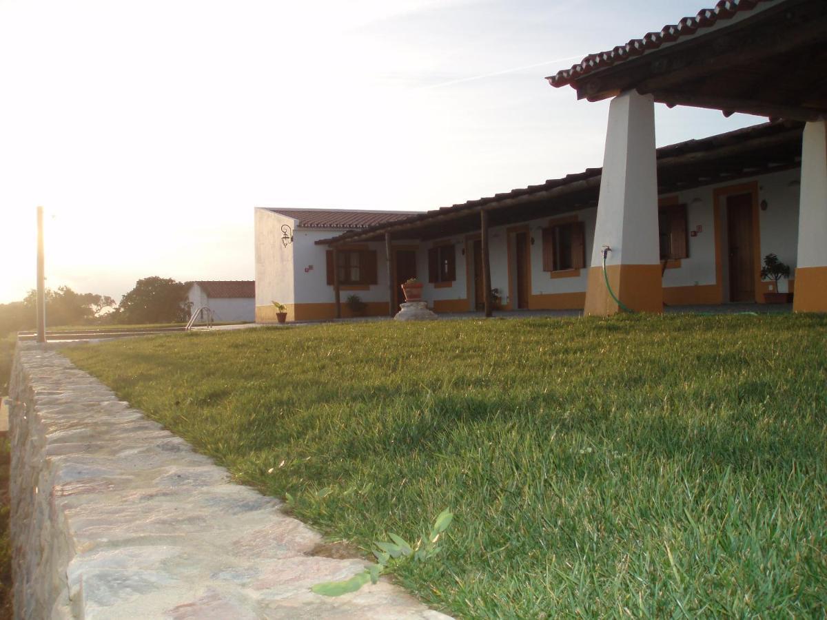 Гостьовий будинок Turismo Rural Pedremoura Vila Ruiva  Екстер'єр фото